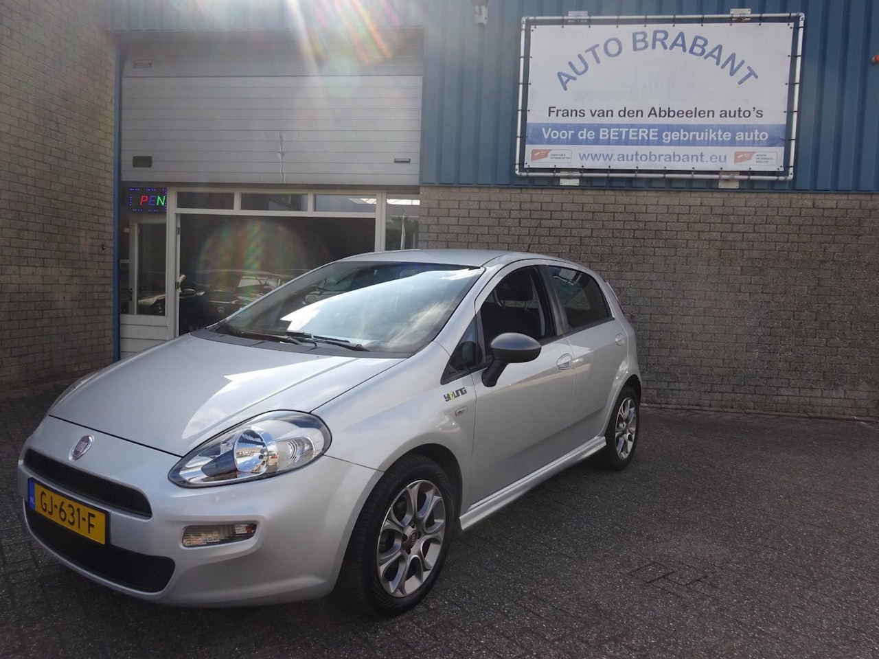 Fiat Punto Evo - 0.9 TwinAir Young 0.9 TwinAir Young - AutoWereld.nl
