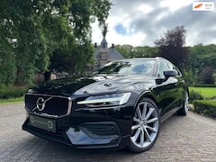 Volvo V60 - 2.0 T4 | AutoPilot | Bliss | Camera | All Seasons | Garantie |