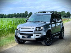 Land Rover Defender - D240 SE / INCL. BTW / LUCHTVERING / CARPLAY / PANO / TREKHAAK