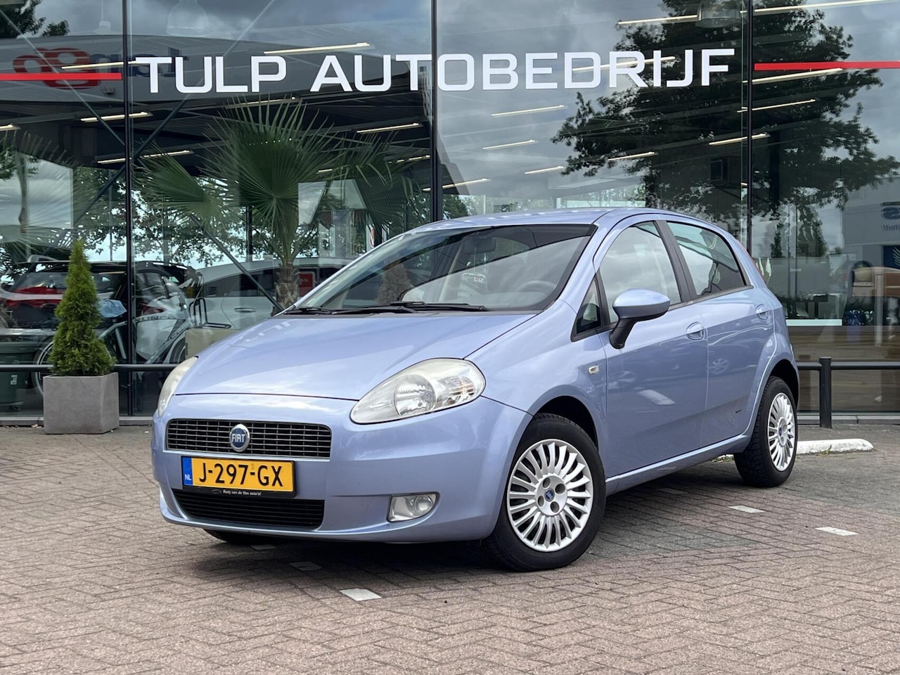 Fiat Grande Punto - 1.4 Active 5 deurs Nette staat - AutoWereld.nl