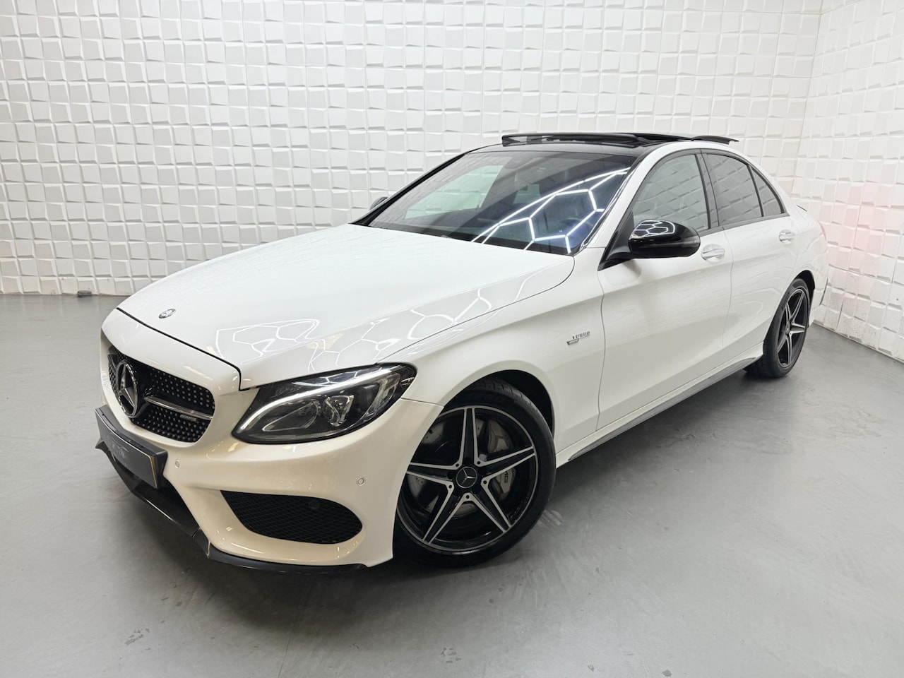 Mercedes-Benz C-klasse - AMG 43 4MATIC PANO KEYLESS SFEER - AutoWereld.nl