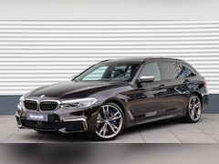 BMW 5-serie Touring - M550d xDrive High Executive | Stoelventilatie | Harman/Kardon | M Onderstel Professional |