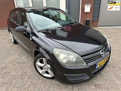 Opel Astra - 1.6 Sport / Airco / 5DRS / LM / Cruise