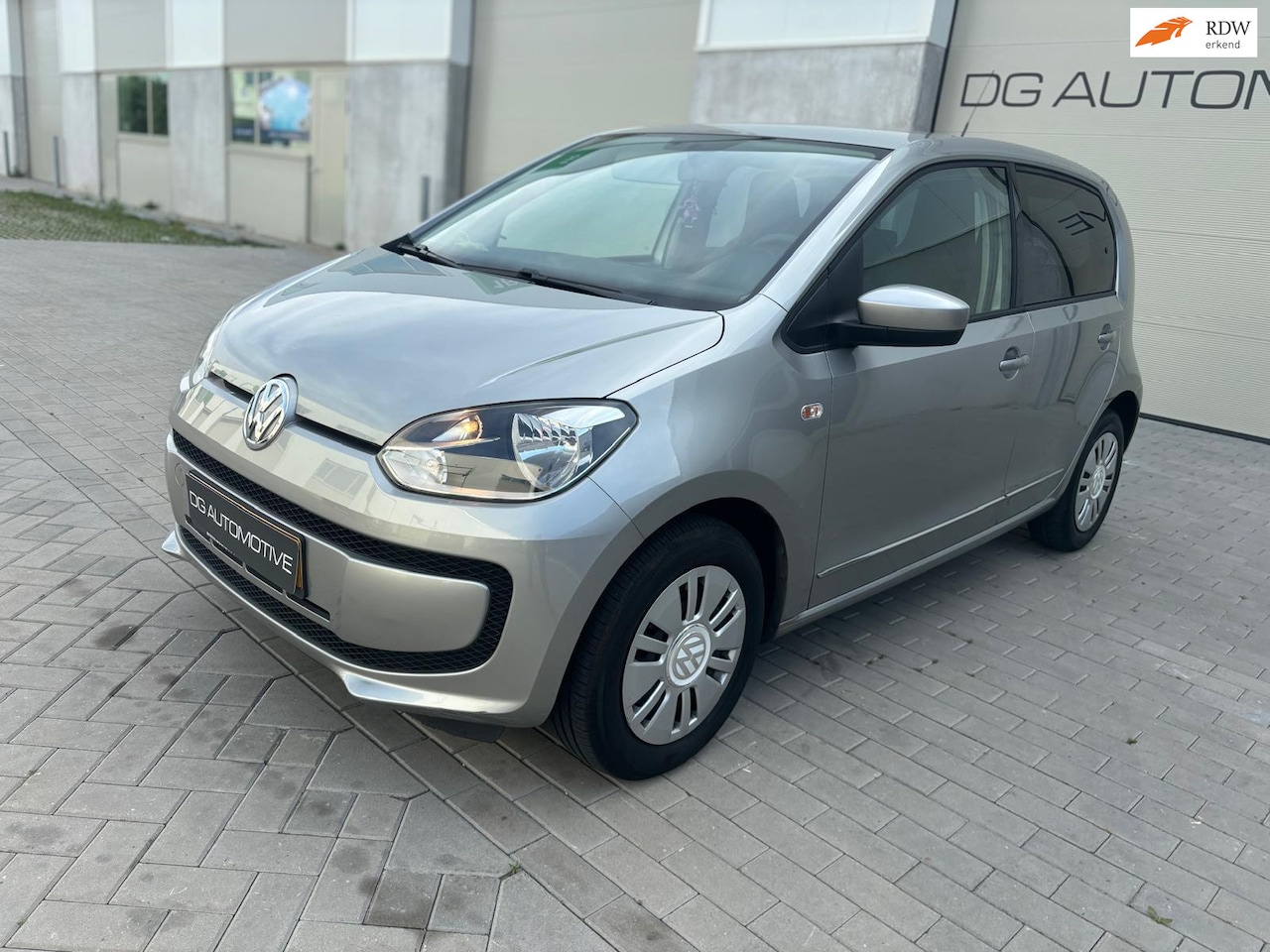 Volkswagen Up! - 1.0 move up! BlueMotion ELEKTRISCHE RAMEN - AutoWereld.nl