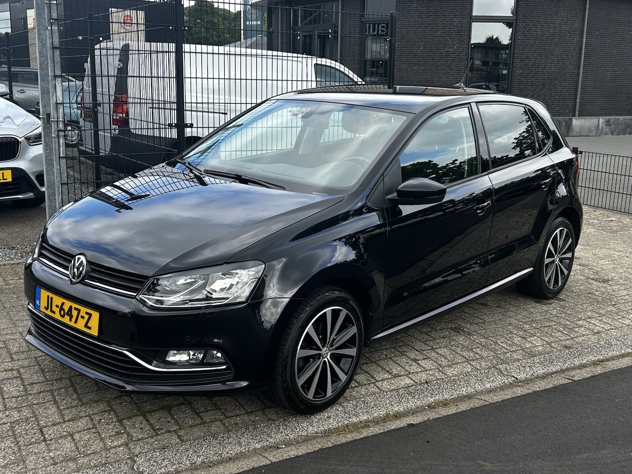 Volkswagen Polo - 1.2 TSI Highline Carplay - AutoWereld.nl