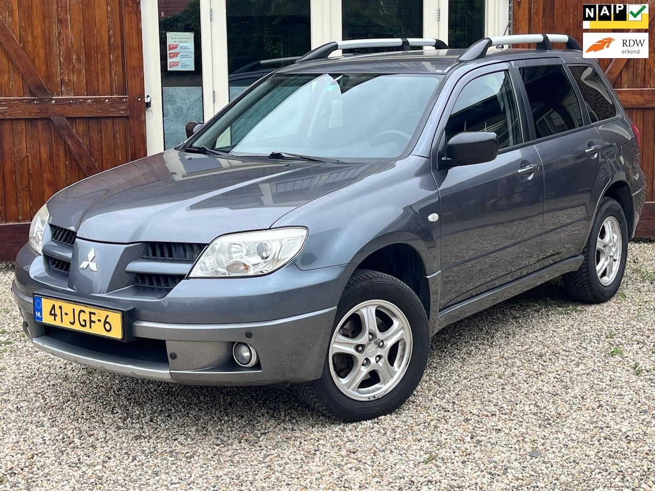 Mitsubishi Outlander Sport - 2.0 Trekhaak Airco - AutoWereld.nl