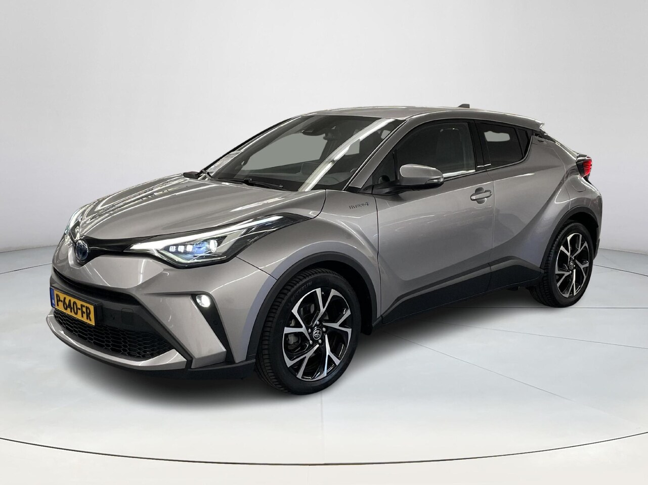 Toyota C-HR - 1.8 Hybrid Style Luxury 1.8 Hybrid Style Luxury - AutoWereld.nl