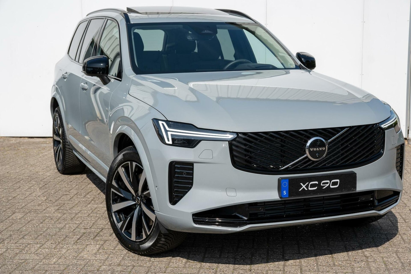 Volvo XC90 - T8 Plug-in hybrid Plus Dark | Head-up | Pano dak | 360 camera | HK audio - AutoWereld.nl