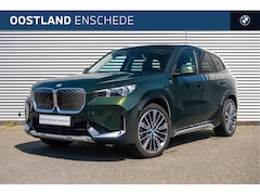 BMW iX1 - eDrive20 xLine / Panoramadak / Trekhaak / Adaptieve LED / Parking Assistant Plus / Sportst