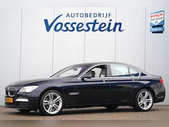BMW 7-serie - 740d xDrive / M-Pakket / 132dkm NAP / Sportstoelen / Softclose / Leder / NL-Auto / Navigat