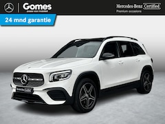 Mercedes-Benz GLB - 200 AMG Line | Trekhaak | Panoramadak | Stoelverwarming