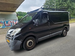 Opel Vivaro - 2.5 CDTI L1H1 Krukaspoelie hoorbaar BJ 2009