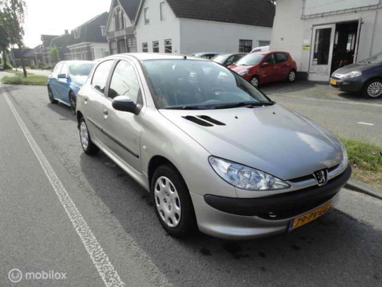 Peugeot 206 - 1.4 Air-line nwe apk - AutoWereld.nl