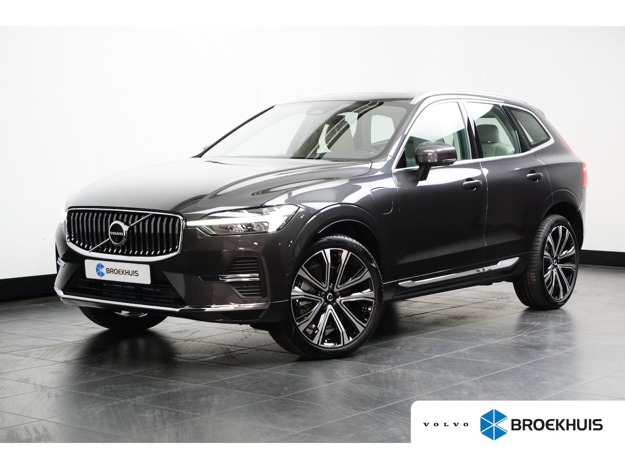 Volvo XC60 - T6 Plus Bright | BLIS | 360 Cam | Pano | - AutoWereld.nl