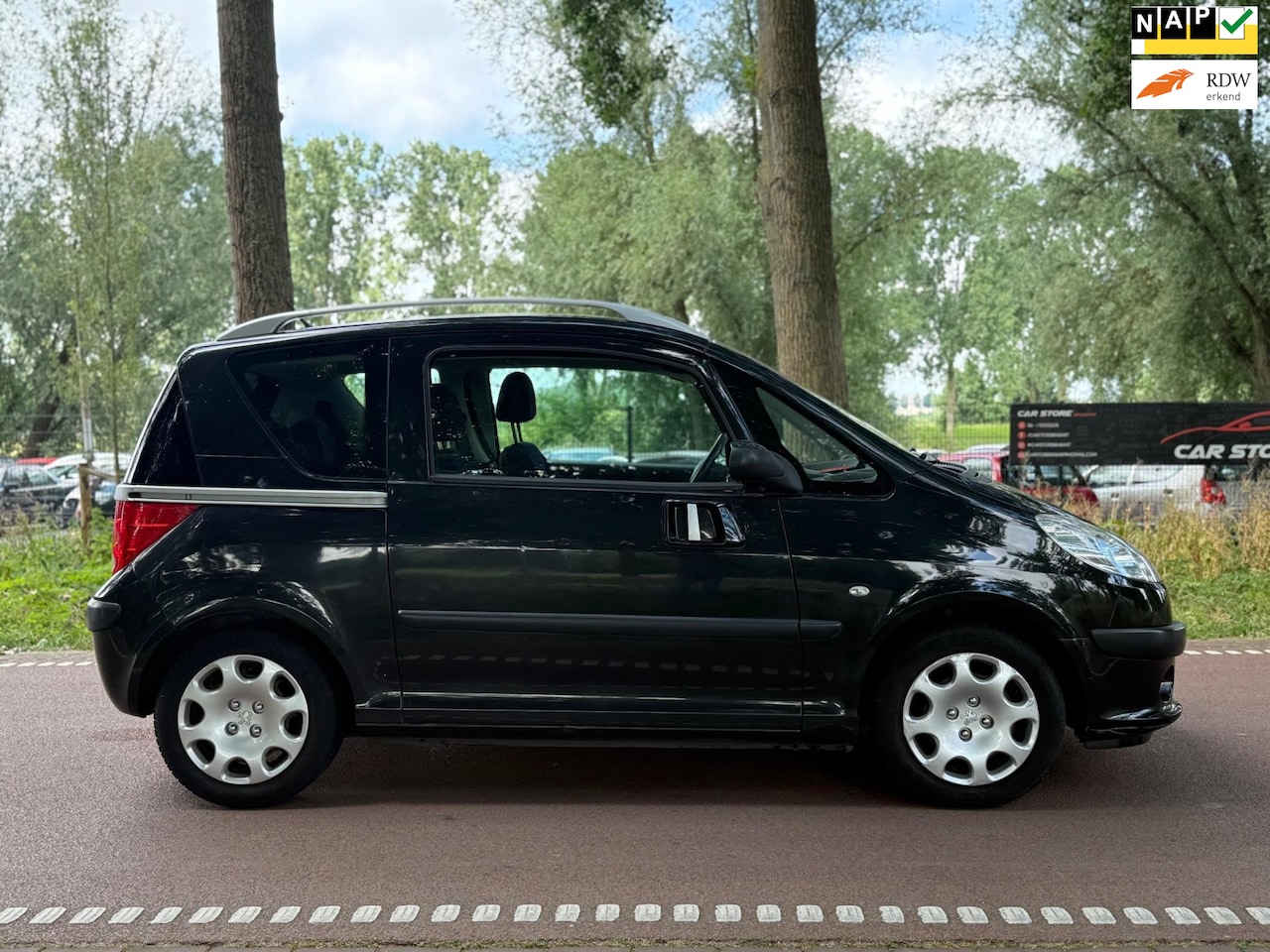 Peugeot 1007 - 1.4-16V Gentry AIRCO!APK!MOOIE AUTO! - AutoWereld.nl