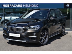 BMW X1 - sDrive20i High Executive xLine Automaat / Sportstoelen / Achteruitrijcamera / LED / Head-U
