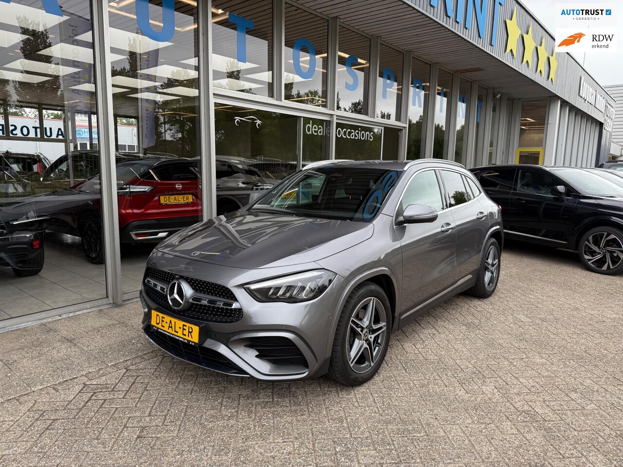 Mercedes-Benz GLA-Klasse - 200 AMG Line 163PK / SFEERVERLICHTING /ELEKTRISCHE ACHTERKLEP / - AutoWereld.nl
