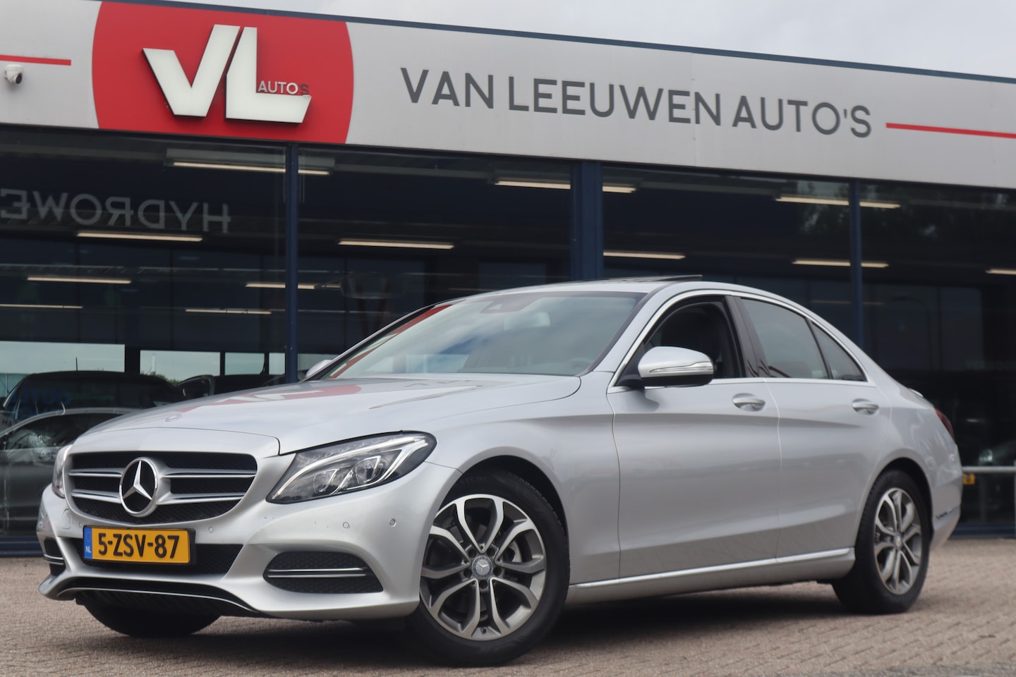Mercedes-Benz C-klasse - 180 Prestige | Automaat | Navi | Stoelverwarming - AutoWereld.nl