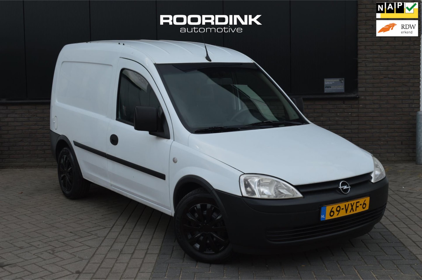 Opel Combo - Radio|Stuurbekrachtiging|Trekhaak|NAP - AutoWereld.nl