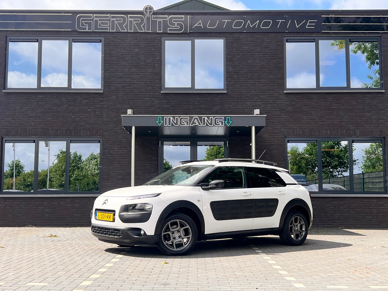 Citroën C4 Cactus - 1.2 VTi Live | Panorama dak | Camera | Airco | - AutoWereld.nl