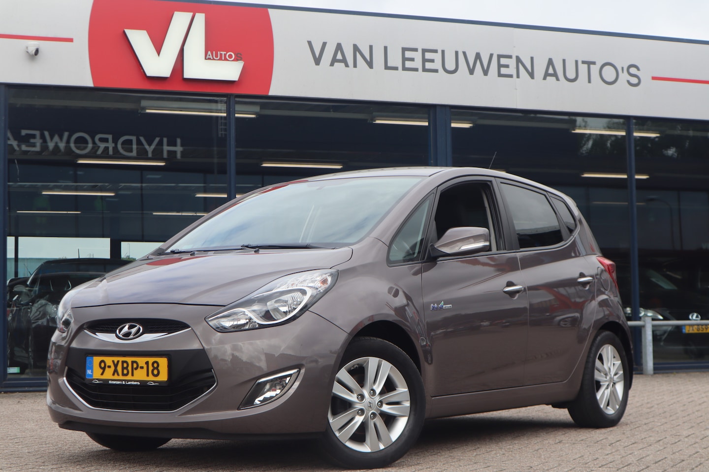 Hyundai ix20 - 1.4i Go! | Navi | Trekhaak | Cruise - AutoWereld.nl