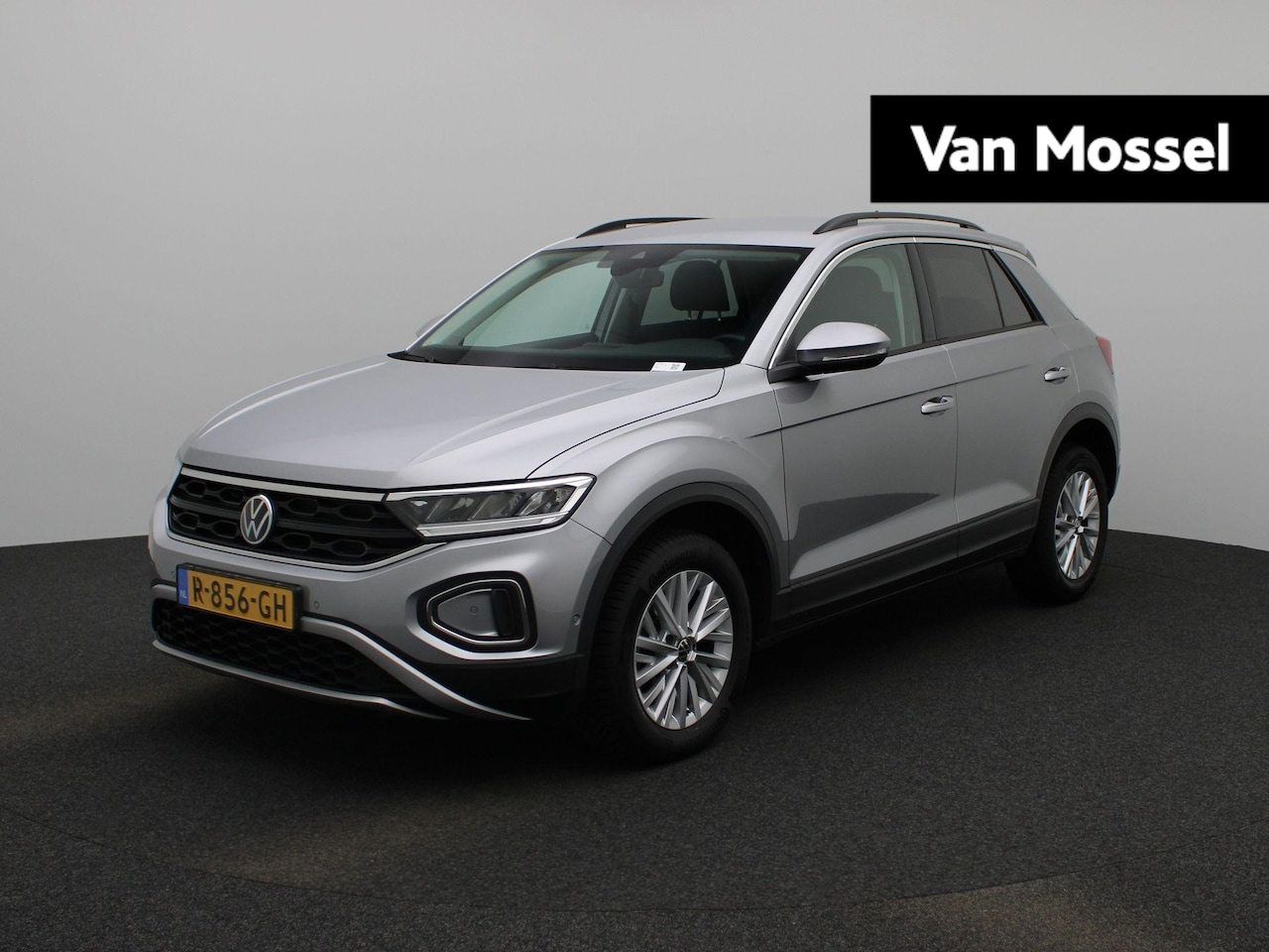 Volkswagen T-Roc - 1.0 TSI Life | Navigatie | LMV | Parkeer sensoren | Virtual cockpit | Cruise control | DAB - AutoWereld.nl