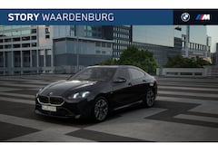 BMW 2-serie Gran Coupé - 220 M Sport Automaat / Trekhaak / Achteruitrijcamera / Sportstoelen / Adaptieve LED / Comf
