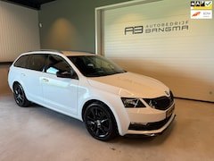Skoda Octavia Combi - 1.5 TSI DSG-AUTOMAAT GREENTECH SPORT BUSINESS/SPORTSTOELEN/ZWARTE LM-VELG/APPLE CARPLAY/IS