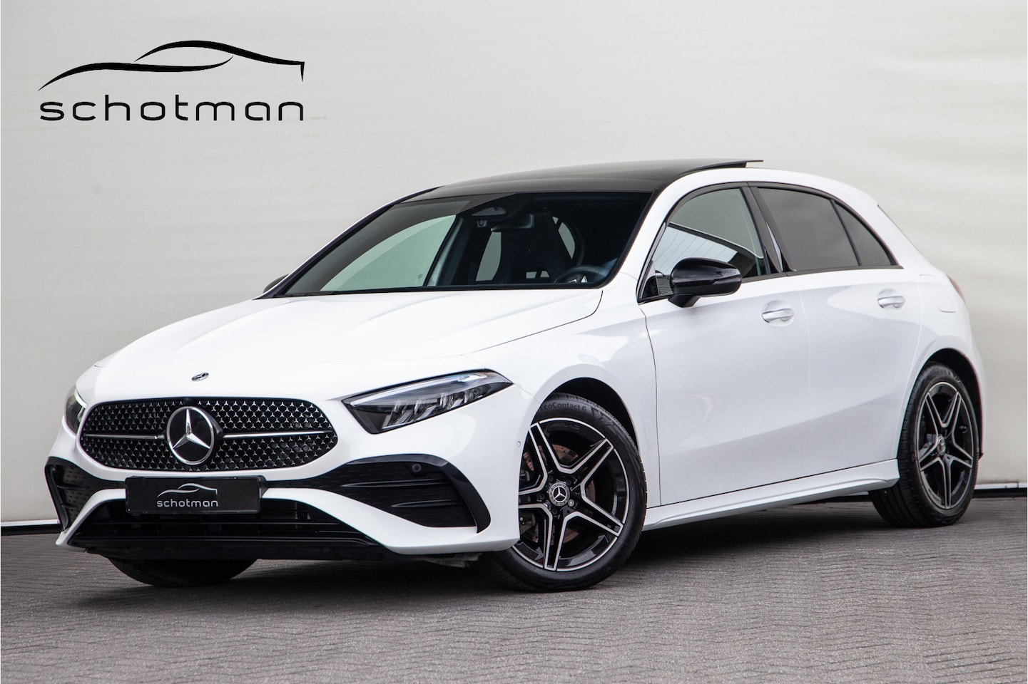 Mercedes-Benz A-klasse - 250 e AMG Line Facelift, Nightpack, Pano, Widescreen, 18" Hybrid - AutoWereld.nl
