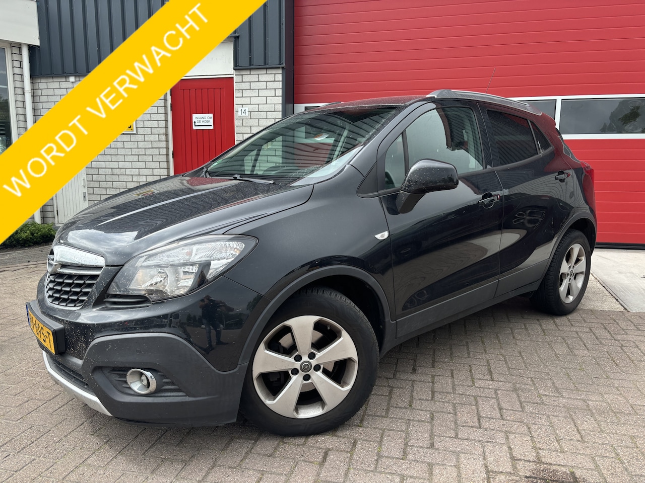 Opel Mokka - 1.6 CDTi Business+ TREKHAAK / CAMERA / NAVI / CLIMA / PDC / BLUETOOTH / CRUISE / NL-AUTO - AutoWereld.nl