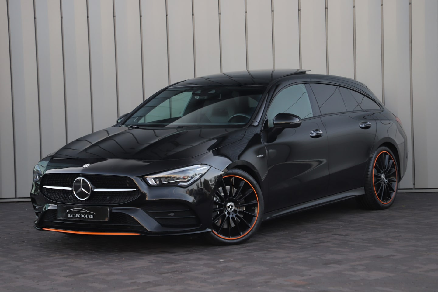 Mercedes-Benz CLA-klasse Shooting Brake - 250 AMG 4-Matic | 224PK | Pano | Keyles-go | Head-up | Burmester | Adaptief-onderstel | Me - AutoWereld.nl
