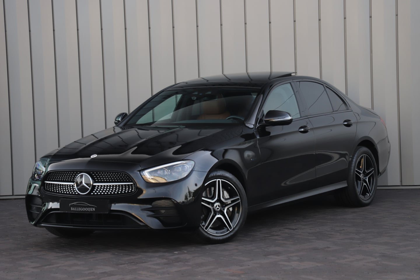Mercedes-Benz E-klasse - 300de AMG Aut9 | 306PK | Pano | Sfeerverlichting | Memory | Burmester | Distronic | Multib - AutoWereld.nl