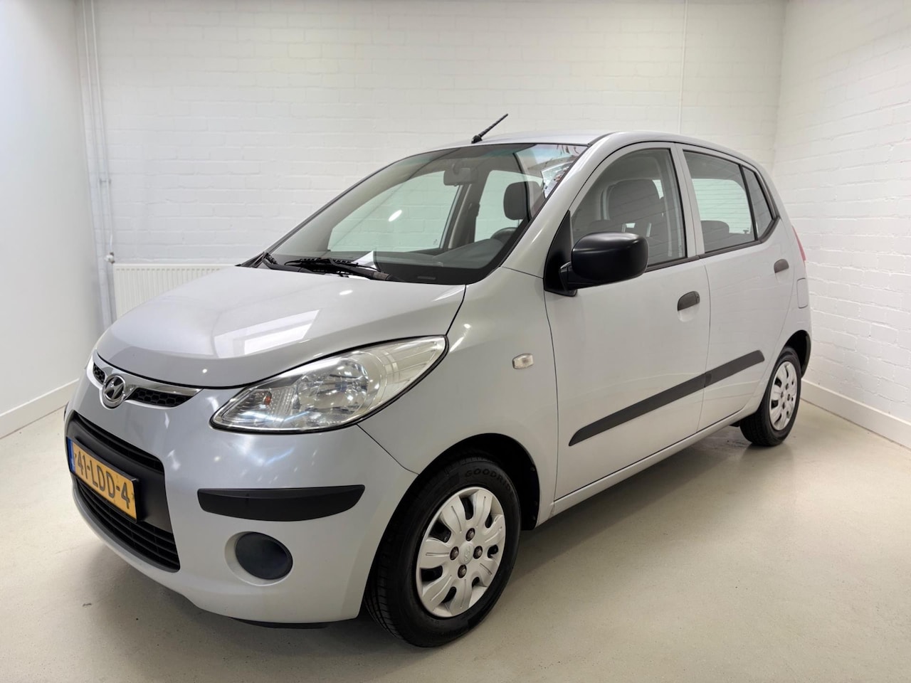 Hyundai i10 - 1.1 Active Cool / Airco / Elektrische ramen / N.A.P - AutoWereld.nl