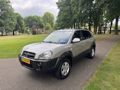 Hyundai Tucson - 2.0i Style Dealer onderhouden Nieuwe apk