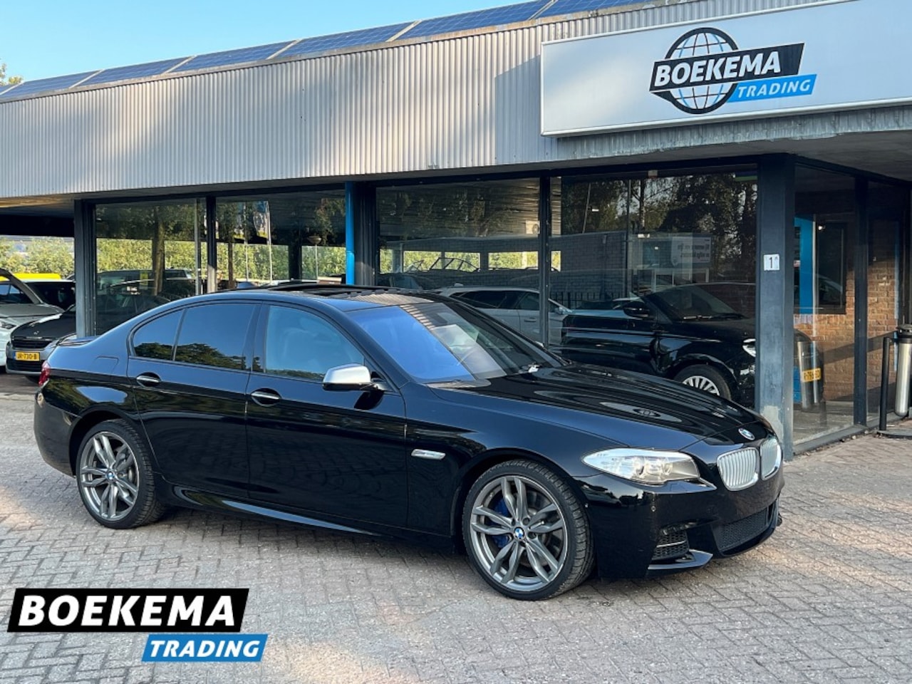 BMW 5-serie - M550XD 381PK X-Drive Soft-Close Massage 360-Camera - AutoWereld.nl