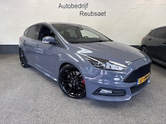 Ford Focus - 2.0 Tdci ST-3 Leer Xenon Clima Navi Cruise Incl Garantie