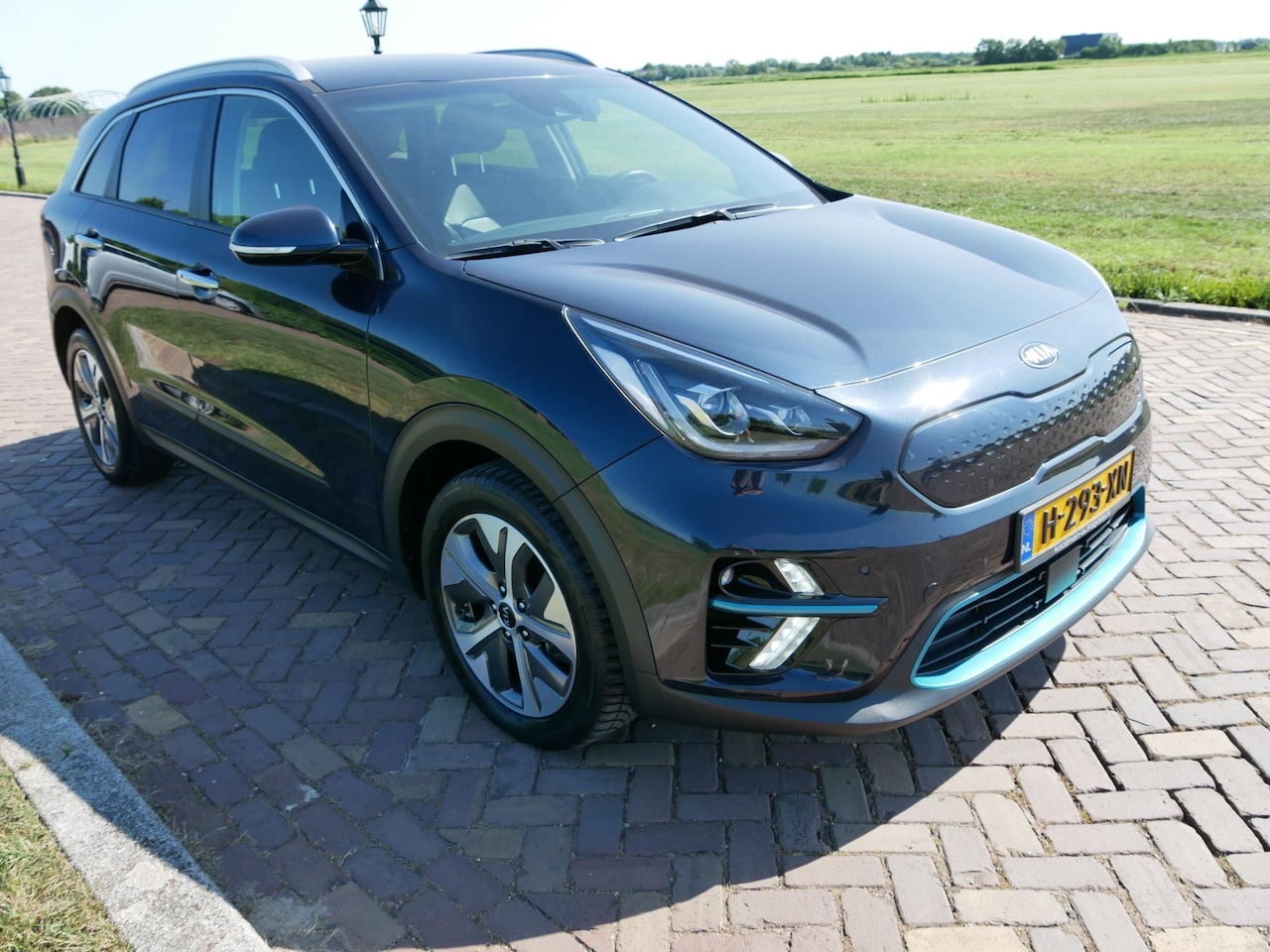 Kia e-Niro - ExecutiveLine 64 kWh ** 15999 NETTO ** LEATHER CLIMA - AutoWereld.nl
