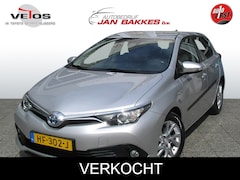 Toyota Auris - 1.8 Hybrid Aspiration 1e eigenaar facelift