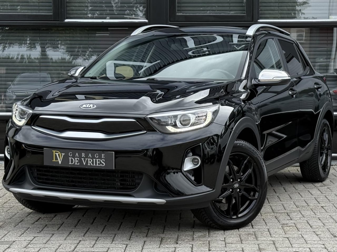 Kia Stonic - 1.0 T-GDi ExecutiveLine Automaat CarPlay Camera Navi Garantie - AutoWereld.nl