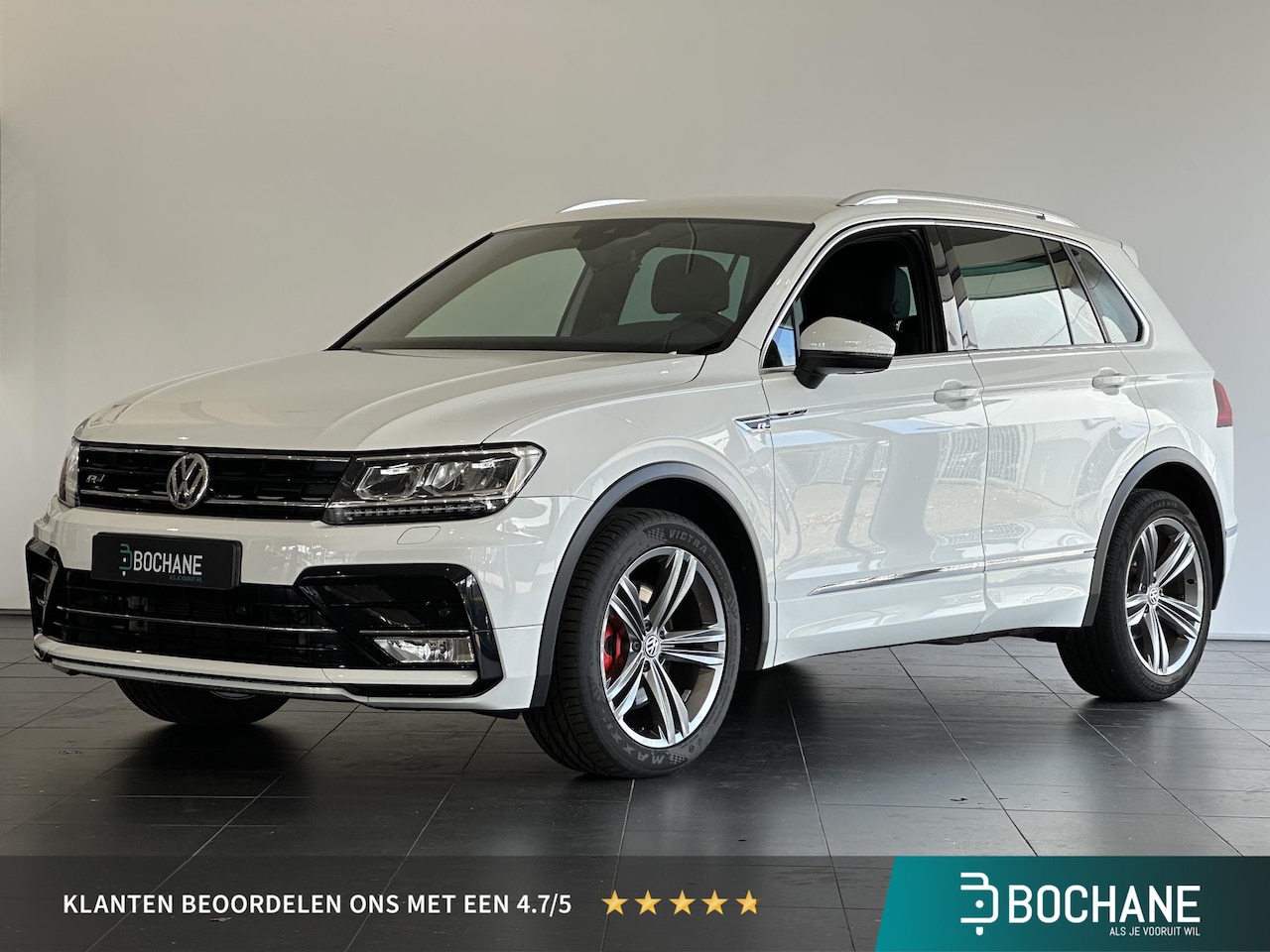 Volkswagen Tiguan - 2.0 TSI 4Motion Highline AUTOMAAT | PARKEERSENSOREN VOOR-EN ACHTER | 4MOTION - AutoWereld.nl