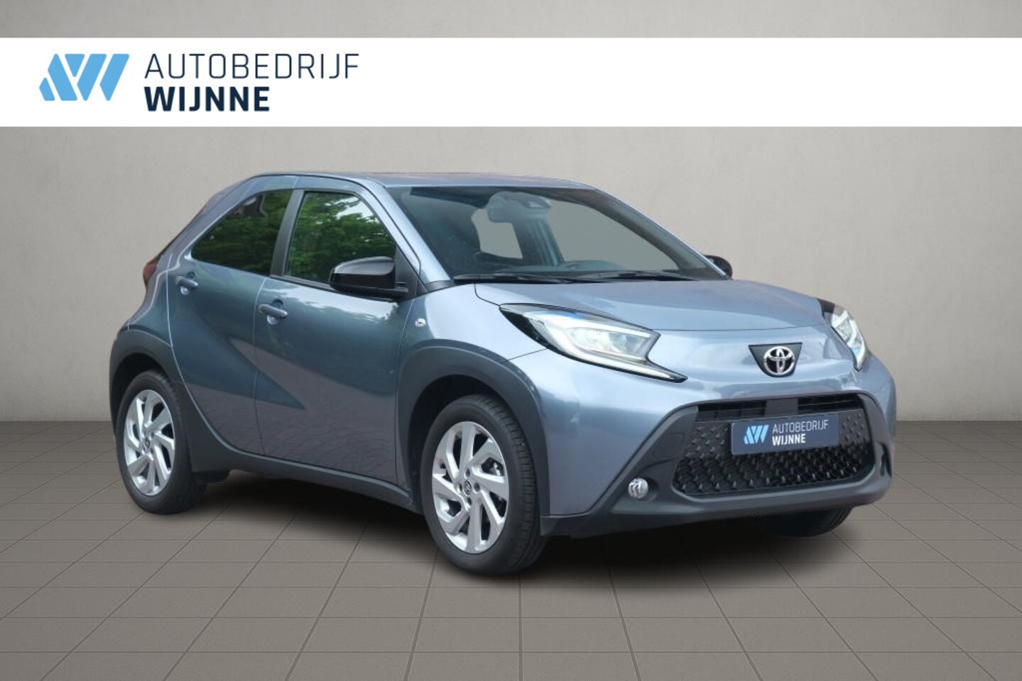 Toyota Aygo X - 1.0 VVT-i 72pk first | App Connect | Climate | Adaptive Cruise | Camera - AutoWereld.nl