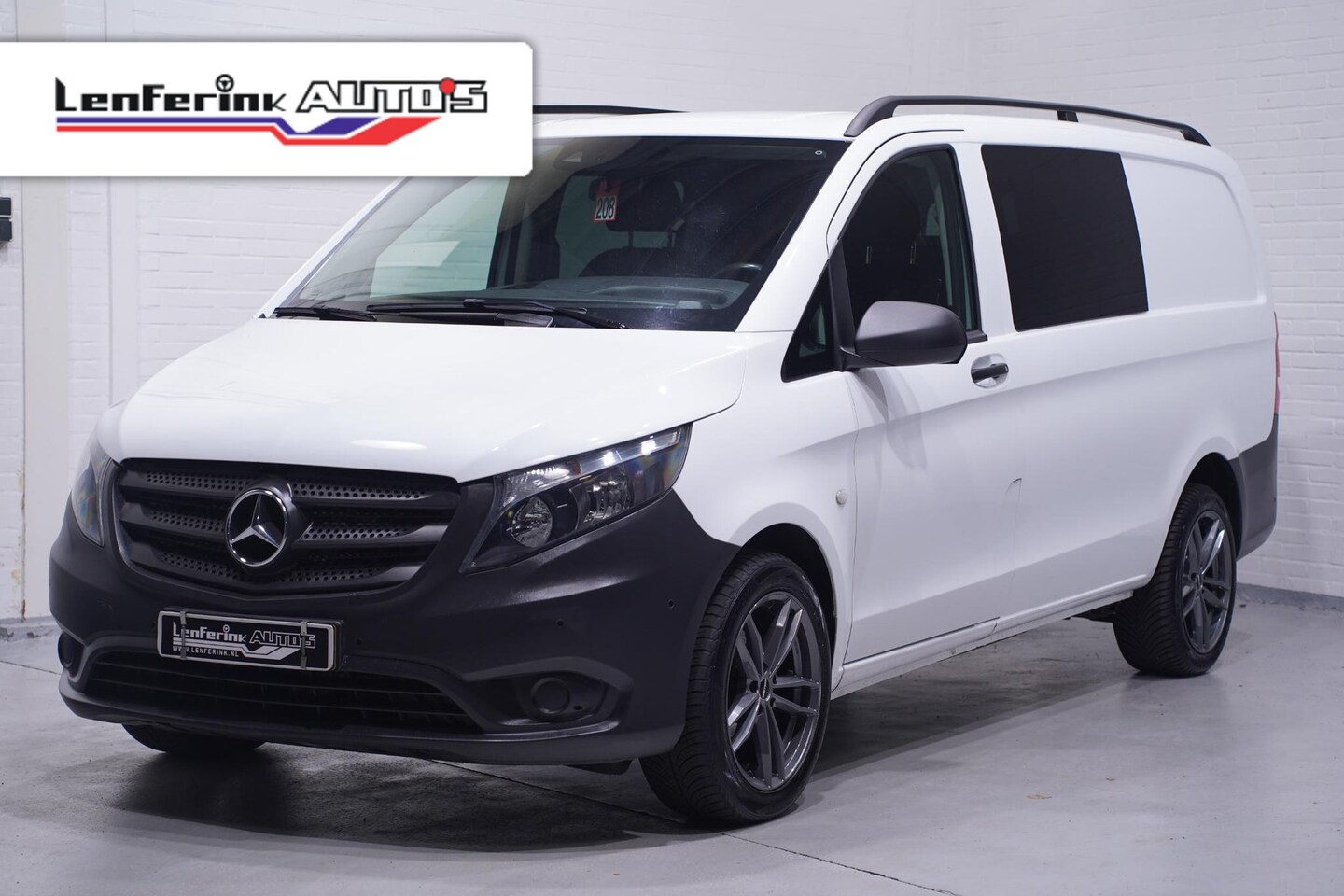Mercedes-Benz Vito - 116 CDI 163 pk Dubbel Cabine Automaat Lang Navi, Dode Hoek & Lane Assist, Camera Cruise Co - AutoWereld.nl
