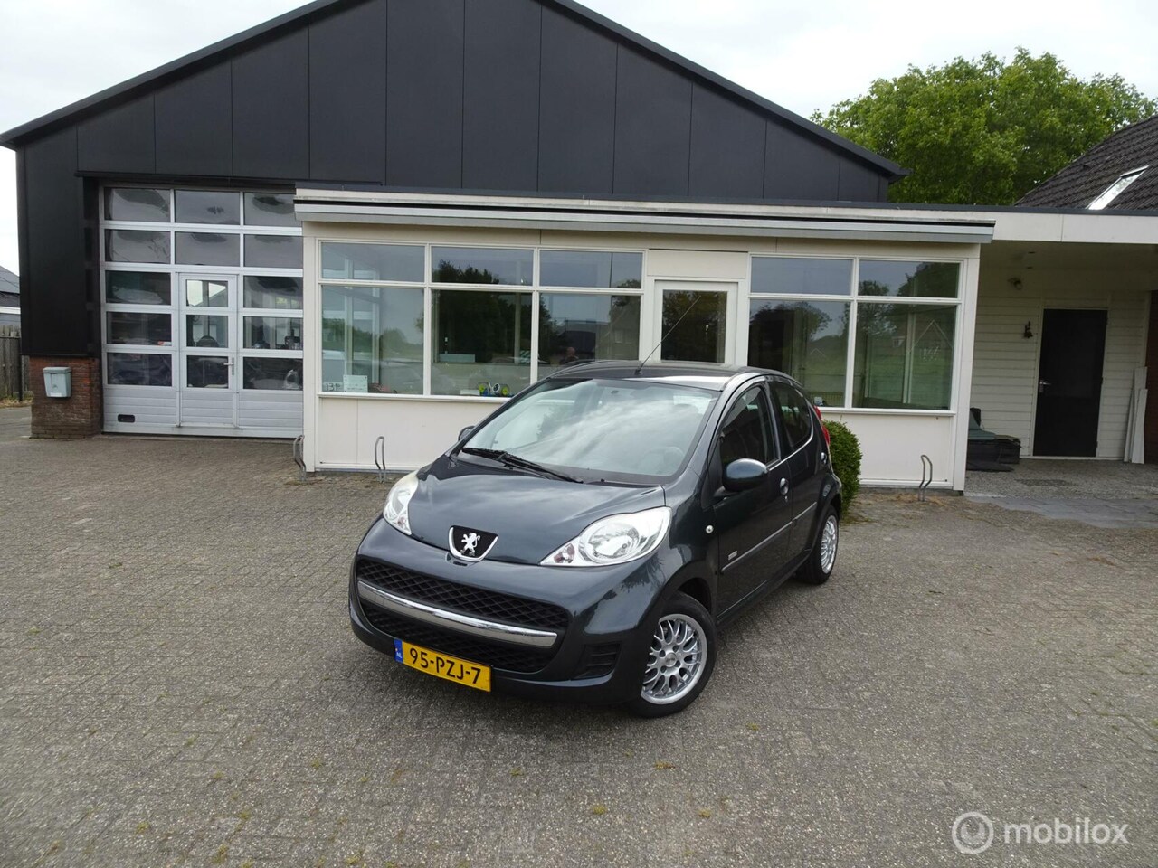 Peugeot 107 - 1.0-12V Millesim 200 1.0-12V Millesim 200 - AutoWereld.nl