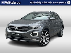 Volkswagen T-Roc - 1.5 TSI 150PK R-Line / R-Line Interieur + Exterieur / Panoramadak / Trekhaak / Elek. Achte