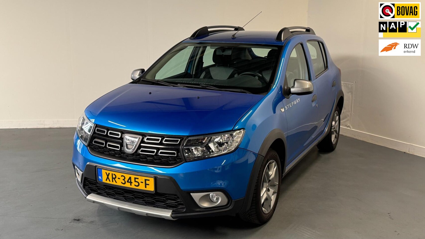 Dacia Sandero Stepway - 0.9 TCe Laureate | AIRCO | CRUISE CONTROL | PARKEERSENS. + CAMERA | - AutoWereld.nl