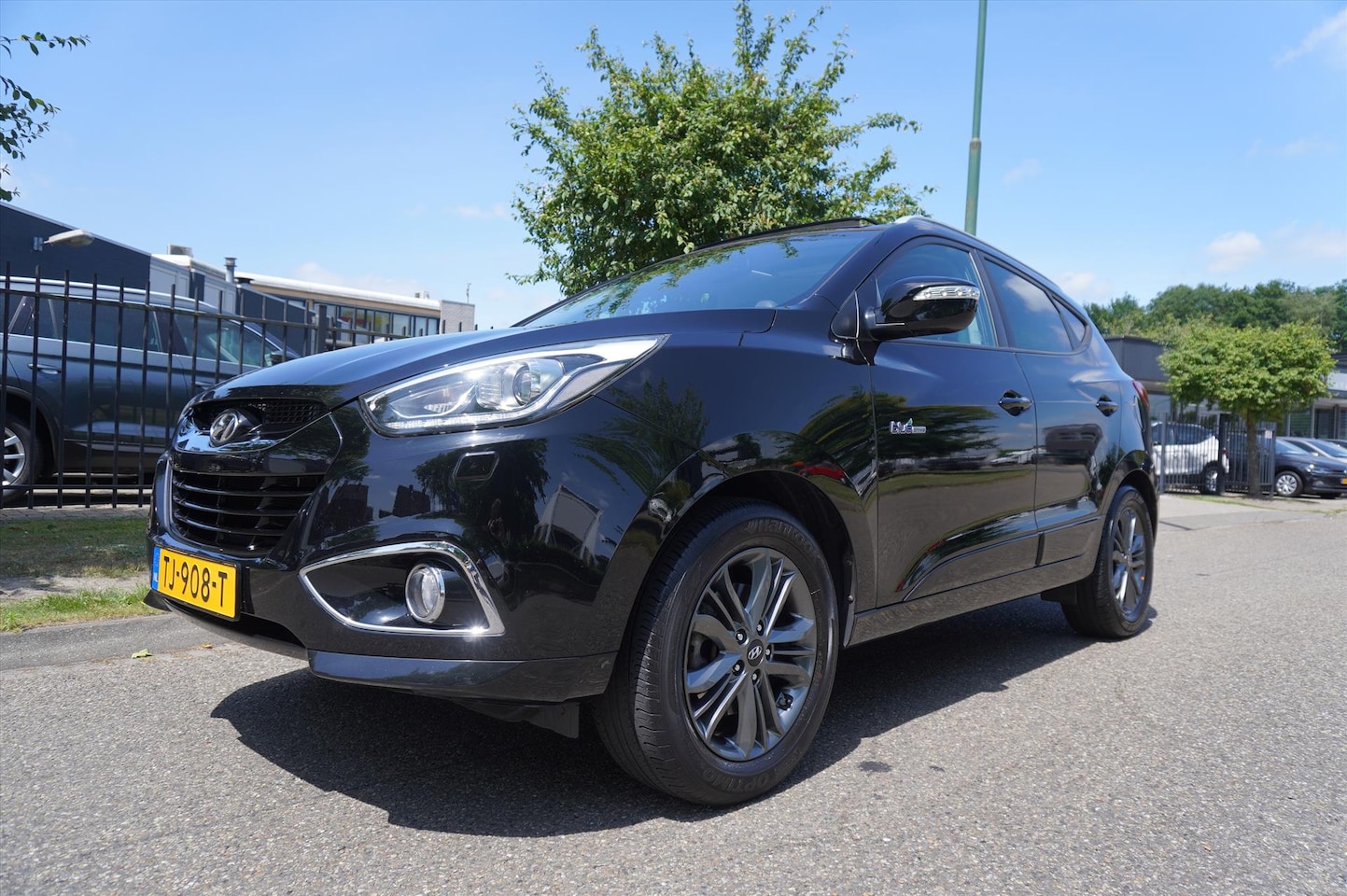Hyundai ix35 - 1.6i GDI Blue 135pk DynamicVersion Panoramadak - AutoWereld.nl