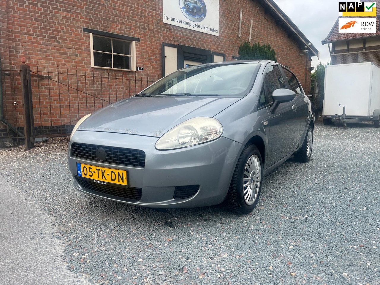 Fiat Grande Punto - 1.2 Edizione Cool 1.2 Edizione Cool ( Airco + Nieuwe apk ) - AutoWereld.nl