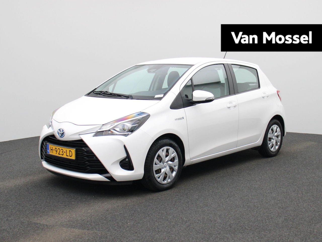 Toyota Yaris - 1.5 Hybrid Active | Achteruitrij Camera | Airco | - AutoWereld.nl