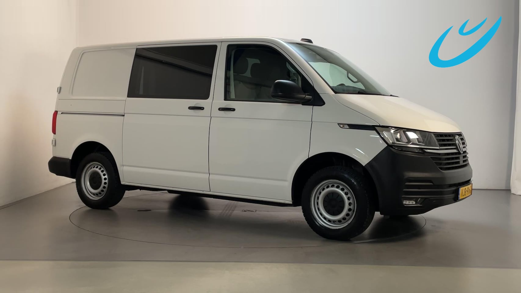 Volkswagen Transporter - 2.0 TDI 150pk DSG L1H1 Camera Navigatie DAB+ Adaptive Cruise - AutoWereld.nl