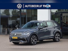 Volkswagen Tiguan - 1.4 TSI eHybrid R-Line Business+ 245PK / 180kW DSG, Wegklapbare trekhaak, panoramadak, LED